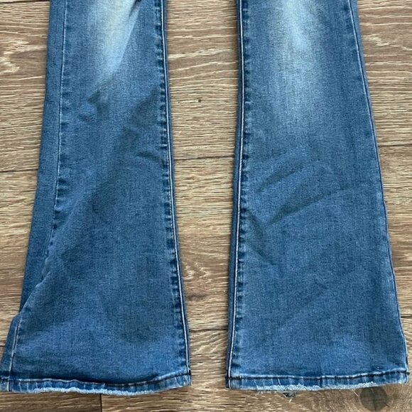 Simple Society Medium Wash High Rise Classic 5 Pocket Flare Jeans Size 00/23 - Picture 4 of 10